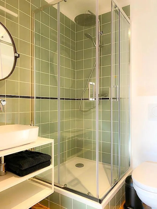 Apartment Family Floor - La Couronne Oostende - Authentiek Appartement Met Veel Lichtinval