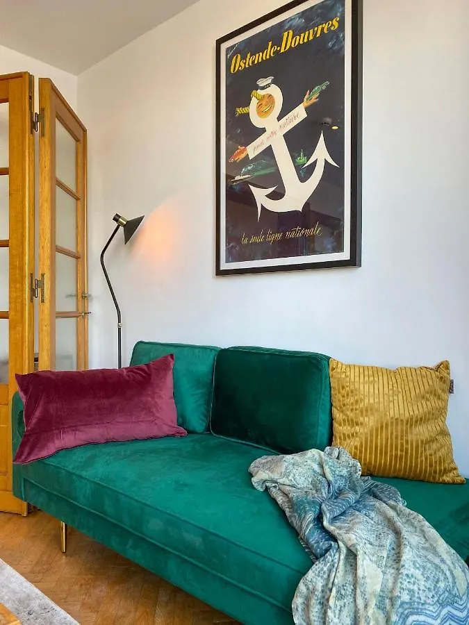 Family Floor - La Couronne Oostende - Authentiek Appartement Met Veel Lichtinval Belgium